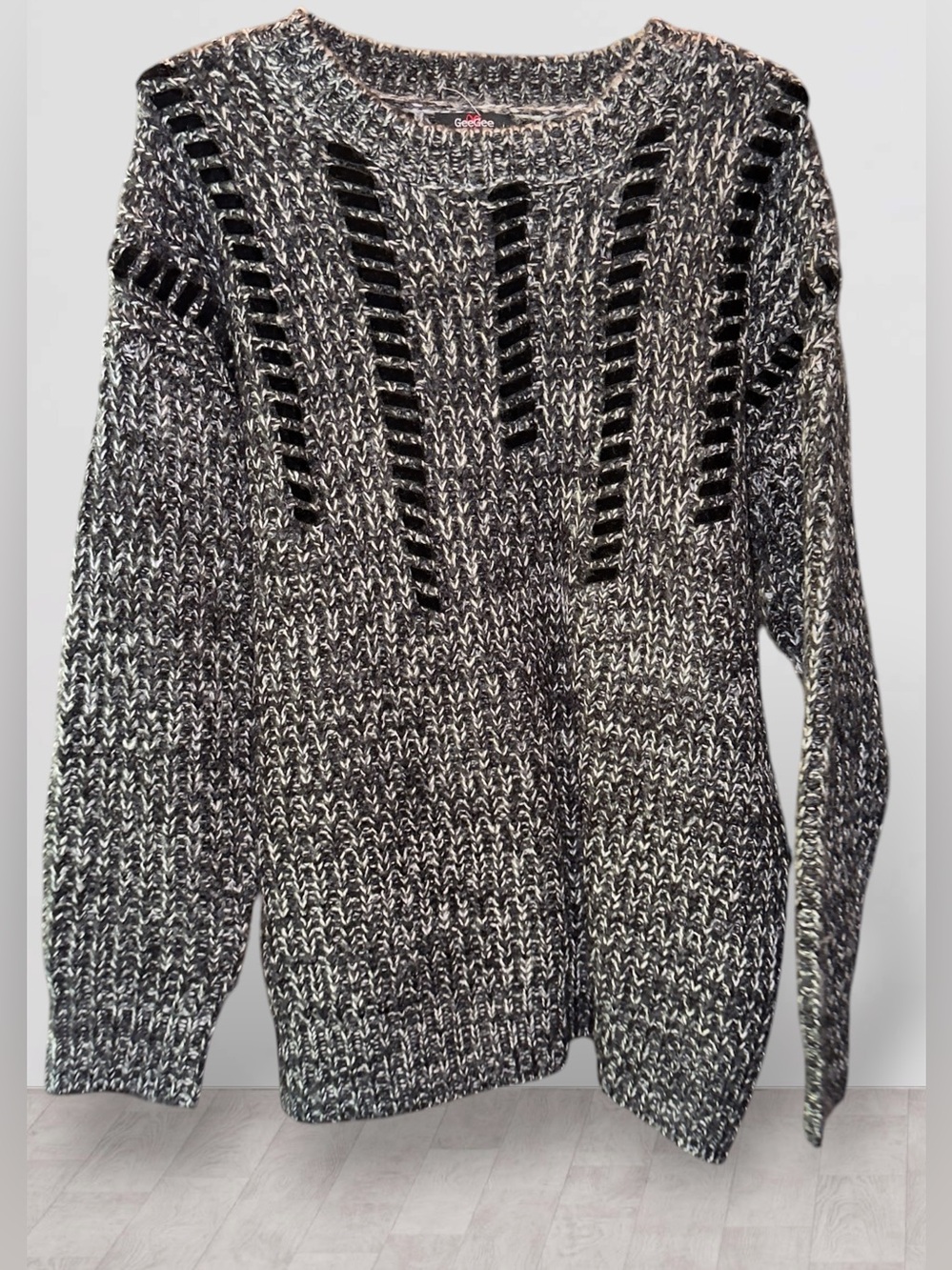 🌺GeeGee Marled Black & White Crewneck Sweater with Velvet Stripe Detail